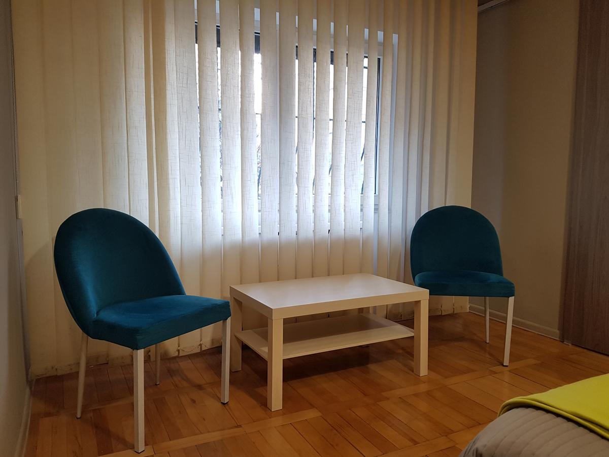 Woodstone Apartment Ploieşti Eksteriør billede